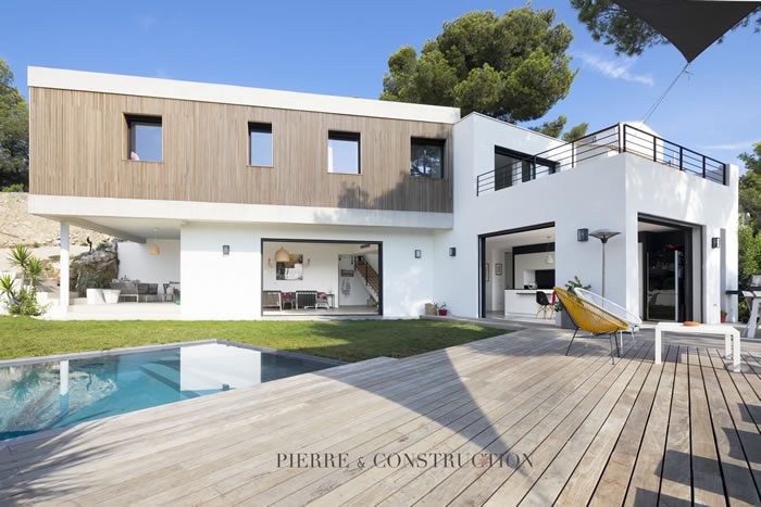 construire une maison d’architecte contemporaine à Arles (13)