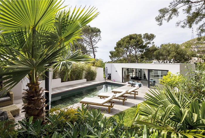 constructeur d'une maison contemporaine à Cassis avec vue sur mer