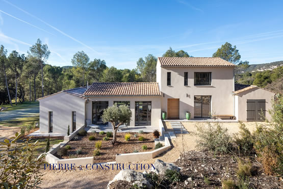 construction d’une toiture traditionnelle provençale (13)