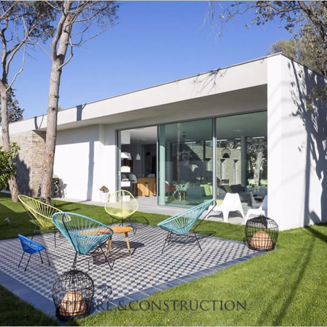 construction de maison à l'architecture moderne en PACA