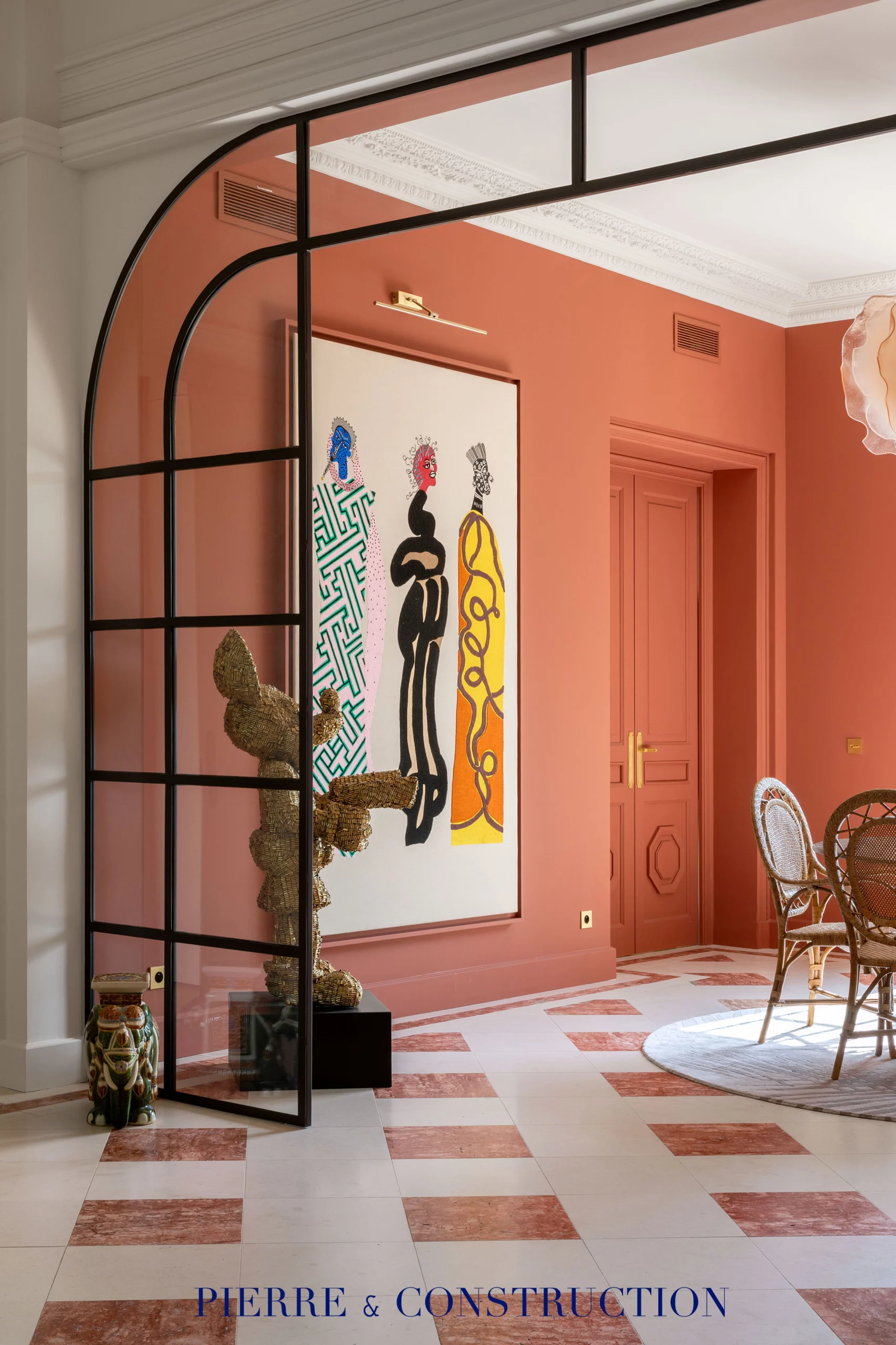 Verrière intérieure sur mesure dans une maison Belle Époque rénovée à Cannes